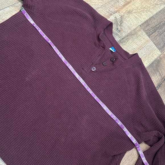 Old Navy thermal top - Picture 8 of 8